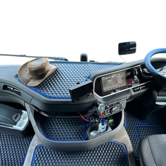 DAF XD Dash Inserts - Quilted