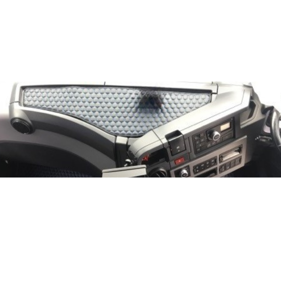 Dash Insert quilted_T High Flat Floor (2014-present)