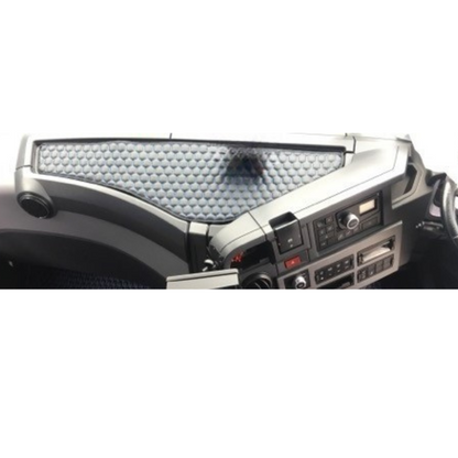 Dash Insert quilted_T High Flat Floor (2014-present)
