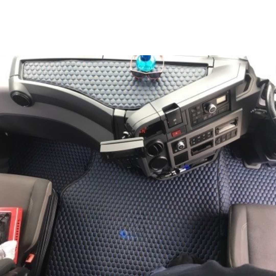 Quilted Truck Mats - Full Cab Set Renault T CAB (2014-present)