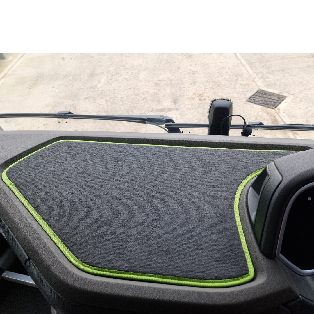 DAF XD  - Carpet dash inserts