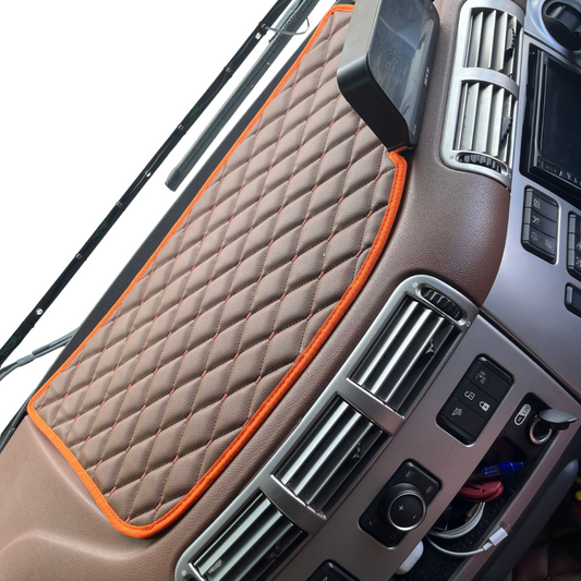 DAF CF 2004-2014 Dash Inserts - Quilted